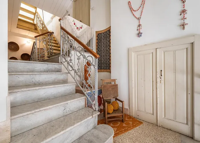 Palazzo Santa Caterina Couette-café