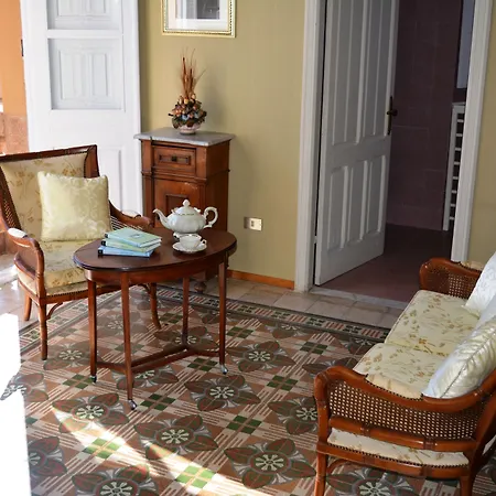 Palazzo Santa Caterina Couette-café 4*