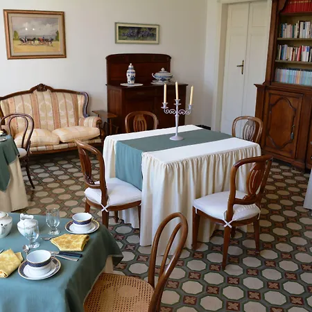 Palazzo Santa Caterina Couette-café Dorgali