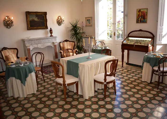 Palazzo Santa Caterina Oda ve Kahvaltı Dorgali