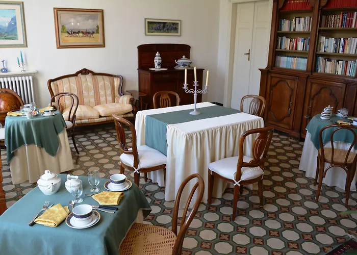 Palazzo Santa Caterina Oda ve Kahvaltı Dorgali